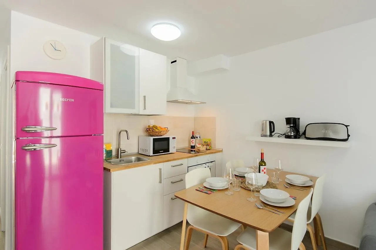 بويرتو ذيل كارمين Purple Volcano Apartment, Free Access To The Fariones Sports Center شقة بويرتو ذيل كارمين