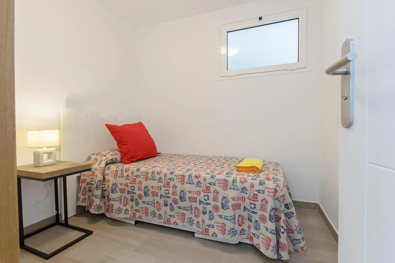 شقة بويرتو ذيل كارمين Purple Volcano Apartment, Free Access To The Fariones Sports Center إسبانيا